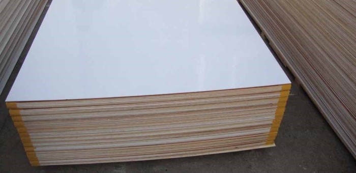 Polyester Plywood